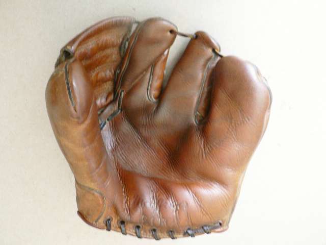 Warren Spahn MacGregor Front